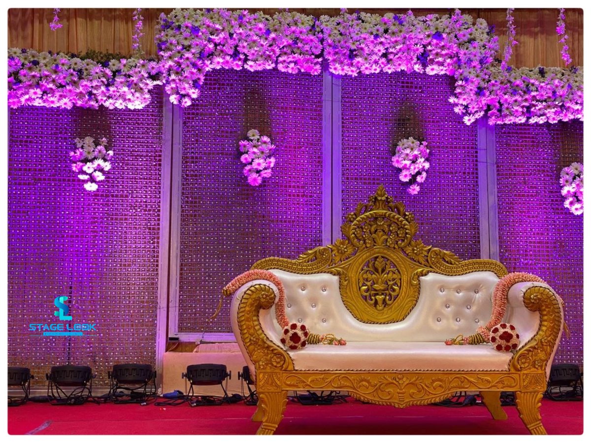 ProductionsLook's tweet image. Dreamy Day Stage Decors in purple hues with fresh flowers and crystal chandeliers.

Have a Wedding coming up?? Then plan your event with us! For enquiries DM or reach us @9804747377 for bookings.

Visit: stagelookproductions.com

#wedding #weddings #weddingflowers #weddingdecor
