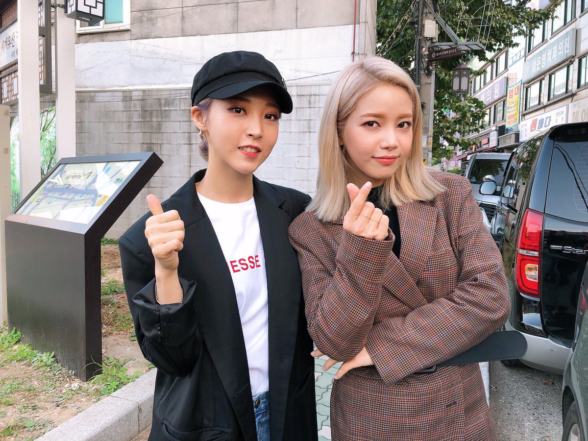 My Moonbyul in a cap folderA thread everyone asked for