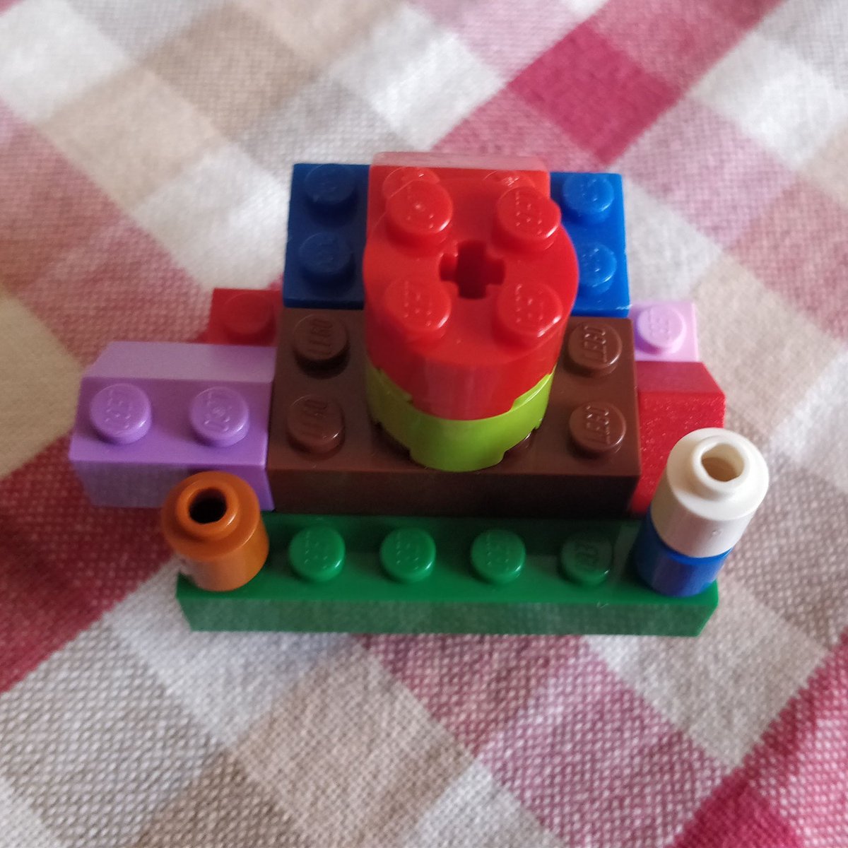 murtazafrosh's tweet photo. Lego art by my 5 year old son. Inspiring to become the next @PaulNicklen https://t.co/PWFZuI7Djx