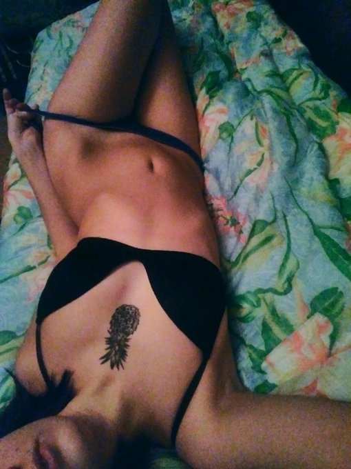 RachellHell4's tweet photo. Retweet if I can dm you Red heart #hornyِ
#‌‌RT https://t.co/ezP7B0taY3