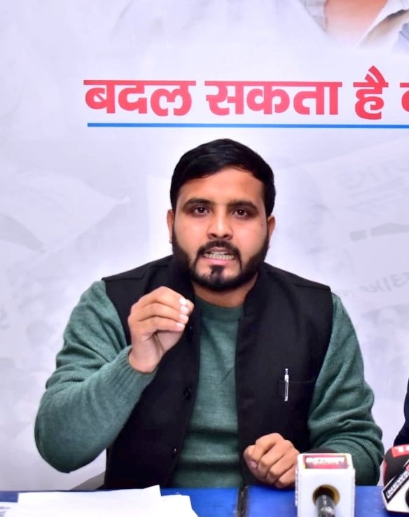 pandat8595's tweet photo. सर सभी अभ्यर्थी 8फरवरी2021 को बड़े पैमाने पर लखनऊ पहुंच रहे है आप भी हमारा साथ देते रहे सर सदैव आभारी रहेंगे और उम्मीद नहीं पूरा विश्वास है आप भी हम लोगो की आवाज़ को बुलंद करने के लिए लखनऊ पहुंच रहे हैं।हमारा साथ दे सर
आपके  सब आपके आभारी रहेंगे धन्यवाद ❤️❤️🙏🙏🙏
@VanshrajDubey https://t.co/RedKAyfTi7