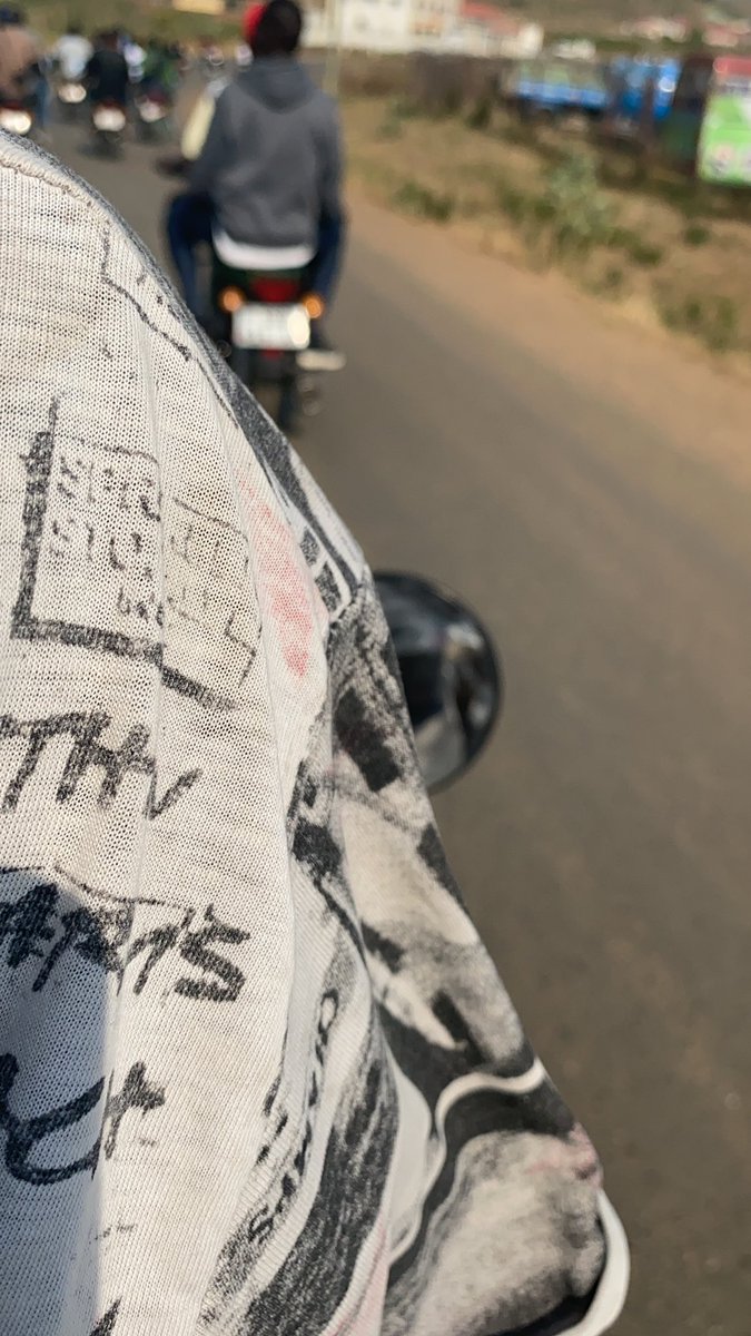 The road to the sites were rough & in accessible with cars, so we had to make a convoy of bodabodas to the falls. It’s very saddening to see that the state government does not invest on the infrastructure to the falls knowing that this could be a source of revenue and tourism