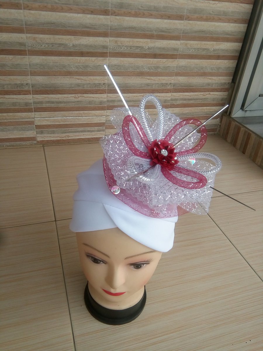 estizzles's tweet image. Glam