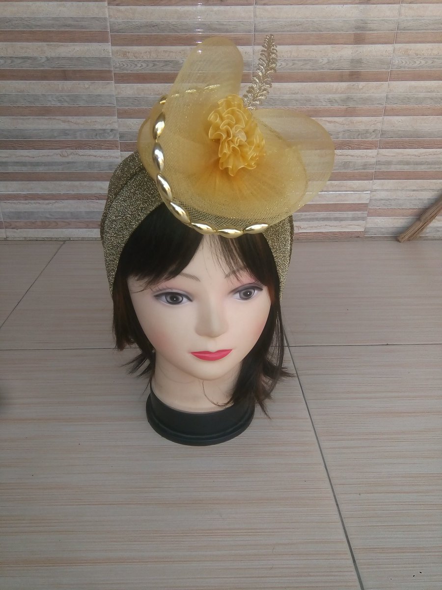 estizzles's tweet image. Glam