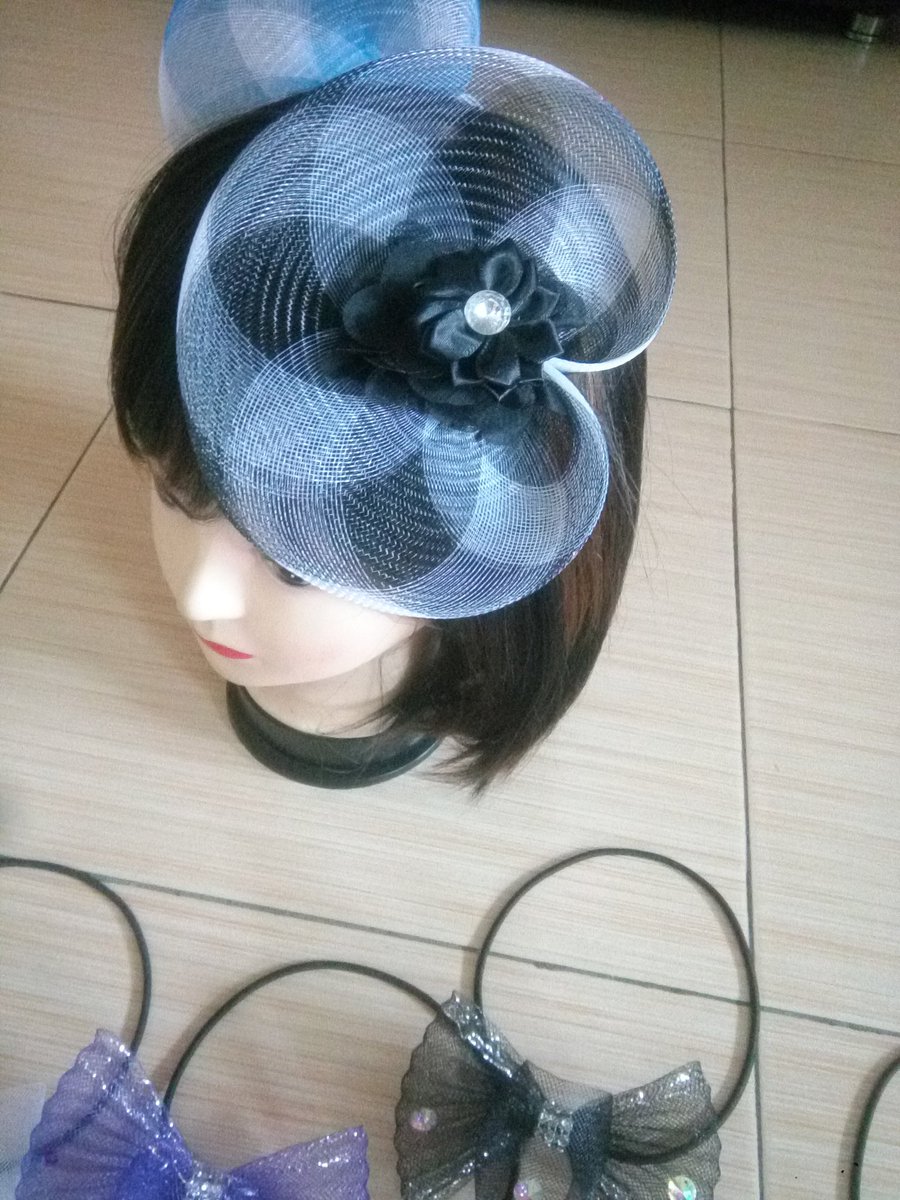 estizzles's tweet image. Glam