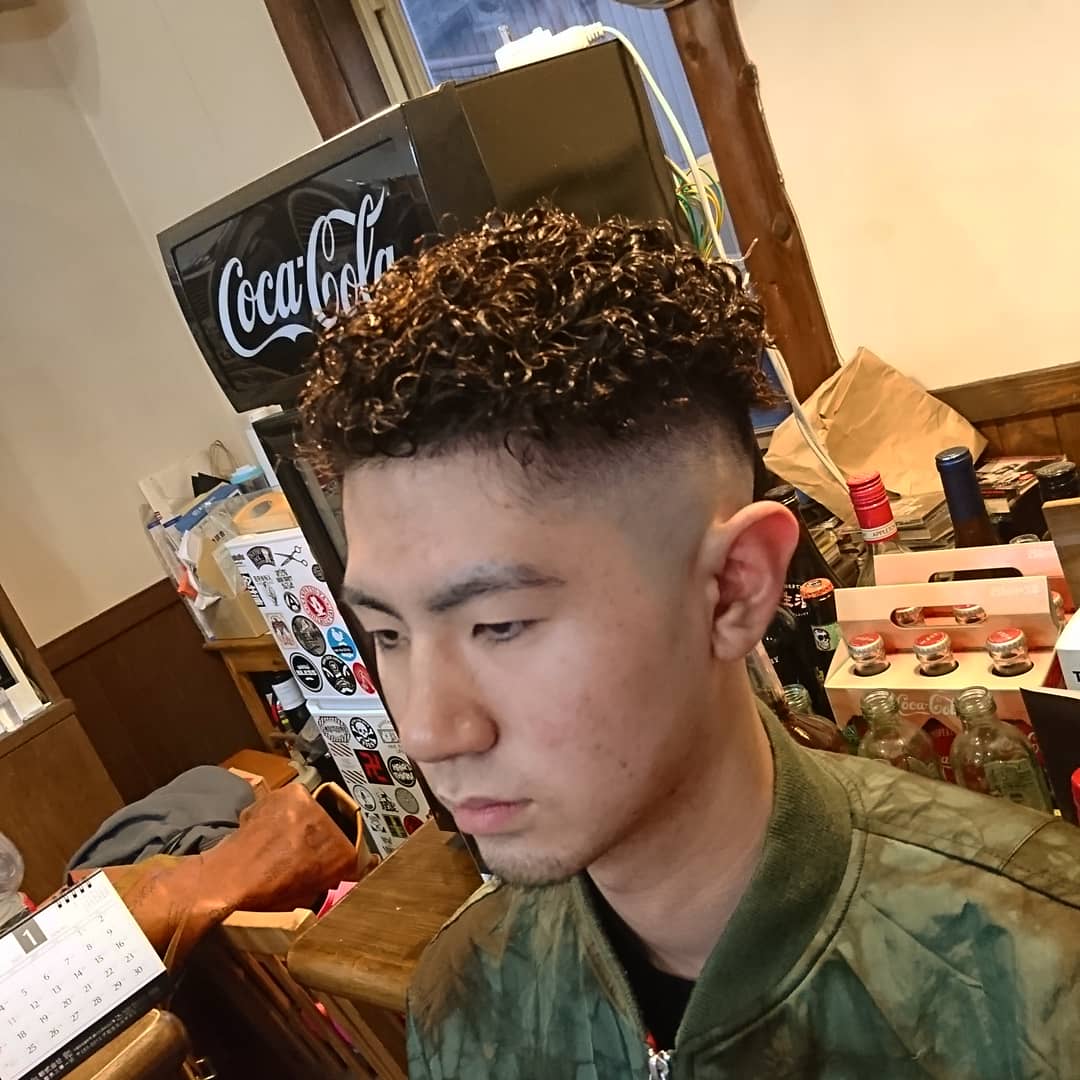 Hillbilly Cat Toshi Twitterren スキンフェードとハードパーマとツーブロックなやつ ツーブロック スキンフェード 木更津床屋 木更津美容室 メンズパーマ 君津床屋 メンズ髪型 君津美容室 メンズショート 富津美容室 散髪屋hillbillycat メンズヘア Hillbilly Cat Toshi Twitterren スキンフェードとハードパーマとツーブロックなやつ ツーブロック スキンフェード 木更津床屋 木更津美容室 メンズパーマ 君津床屋 メンズ髪型 君津美容室 メンズショート 富津美容室 散髪屋hillbillycat メンズヘア