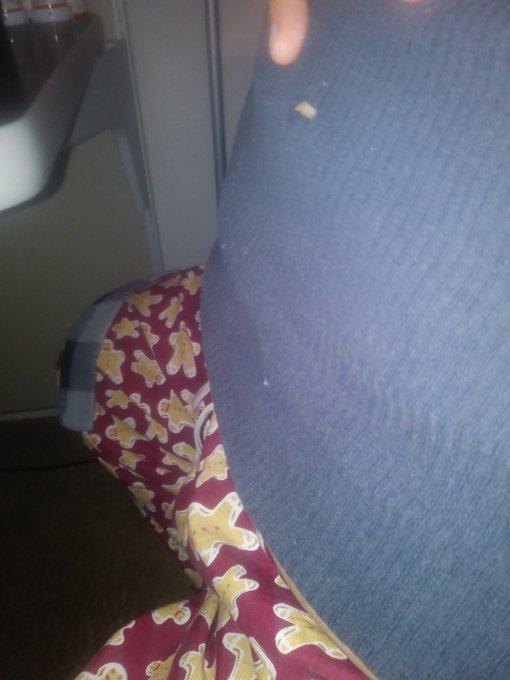 Just crushed a whole large pizza, 2 litter of soda, and an order of bread sticks.  Super bloated, and<a href="/tag/foodbaby"class="tags"><span>#foodbaby</span></a><a href="/tag/bloated"class="tags"><span>#bloated</span></a><a href="/tag/fullbelly"class="tags"><span>#fullbelly</span></a><a href="/tag/bloatedbelly"class="tags"><span>#bloatedbelly</span></a><a href="/tag/bellykink"class="tags"><span>#bellykink</span></a>