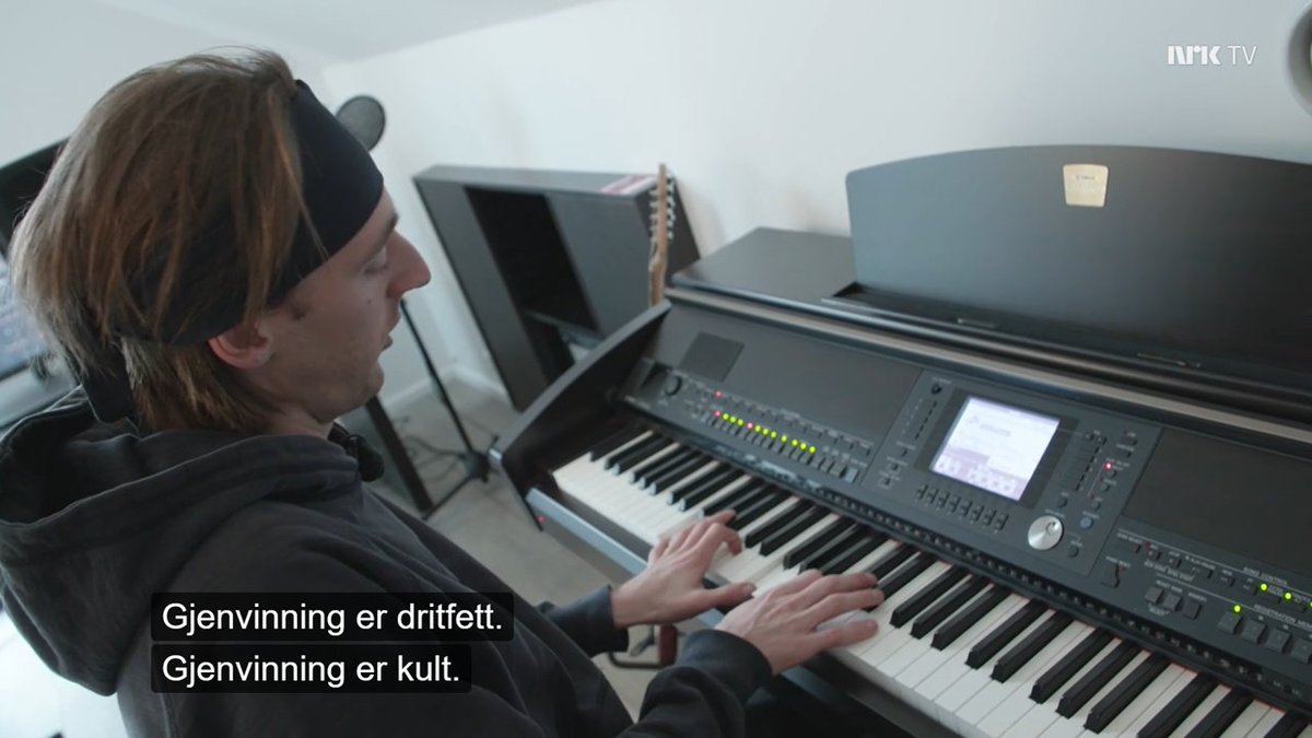 Elsker når jobben min er å se gode programmer som #sløsesjokket på <a href="/NRKno/">NRK</a>. Se TIX få 'elektrosjokk' av hvor mye som kastes hver dag. Heldigvis er vi gode på materialgjenvinning, men vi må ta bedre vare på det vi har! 🌍