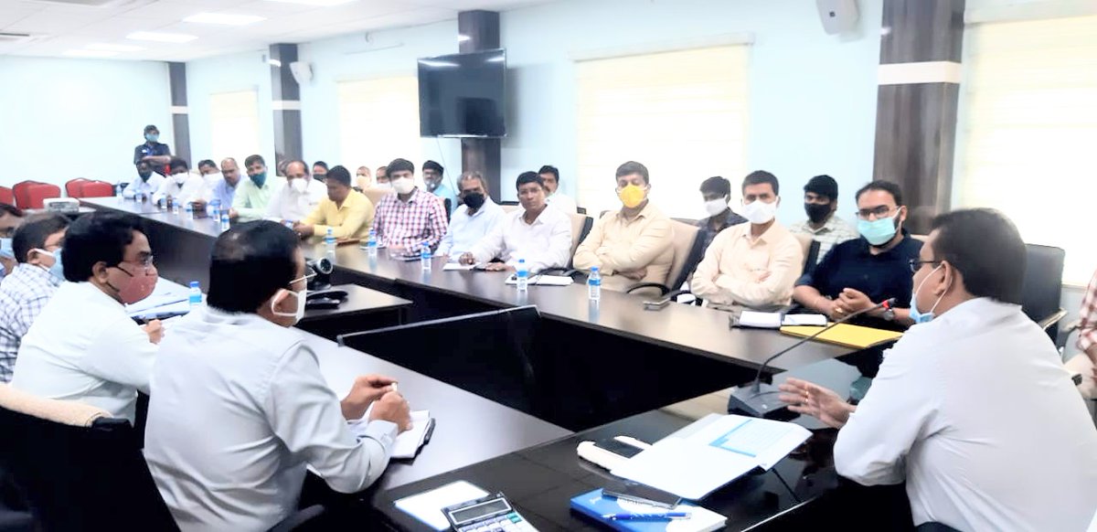 AMD_GoAP's tweet photo. Meeting held with various #papermill officials, #Traders, and #transporters to regulate the #trade of #Subabul. https://t.co/BG1ImVImbZ