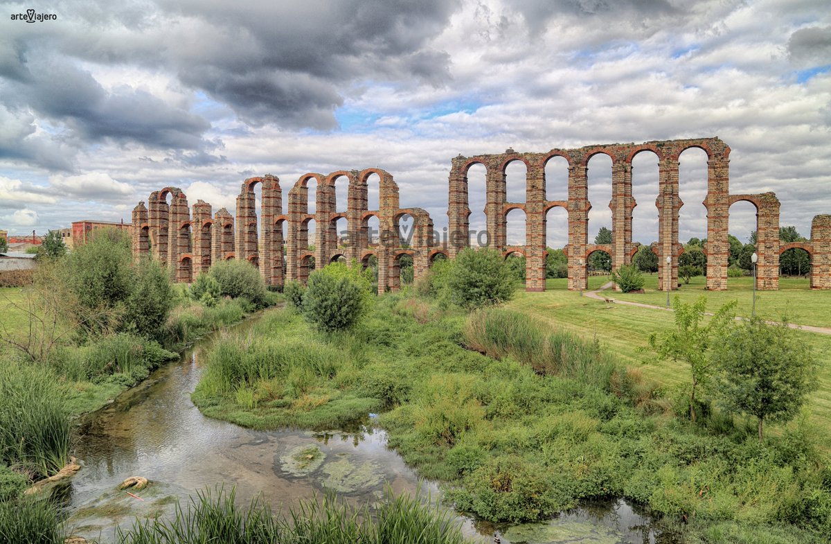 #Hoy os vamos a mostrar una selección de Acueductos Romanos en los que podemos comprobar una perfecta armonía entre  #arte arquitectónico y la más eficaz  #ingeniería constructiva. Todos ellos sorprenden por su belleza y longevidad  #FelizMiércoles