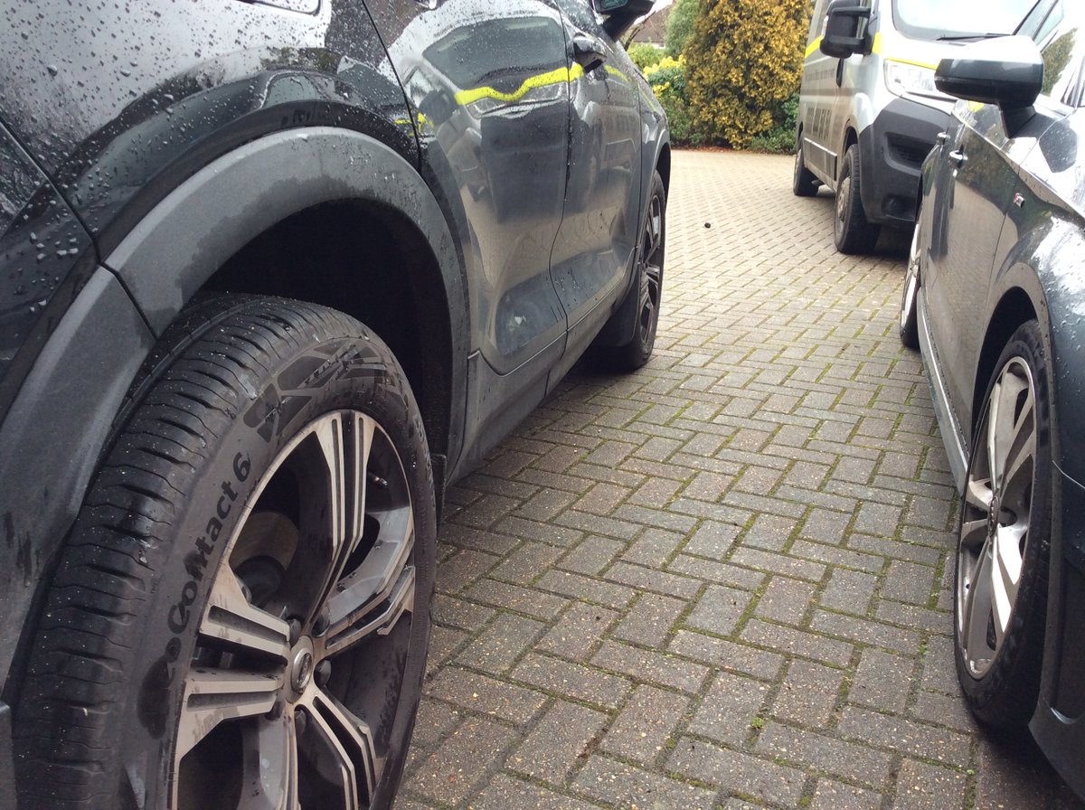 A new #customer whose car had been on their drive for over a week as they had been let down by numerous other tyre #Companies. They called us and we went out and got them back on the road, fitting one new  235/50/R19 
<a href="/ContiUK/">Continental Tyres</a> Eco Sport Contact 6 on their <a href="/volvocars/">Volvo Cars</a> XC40