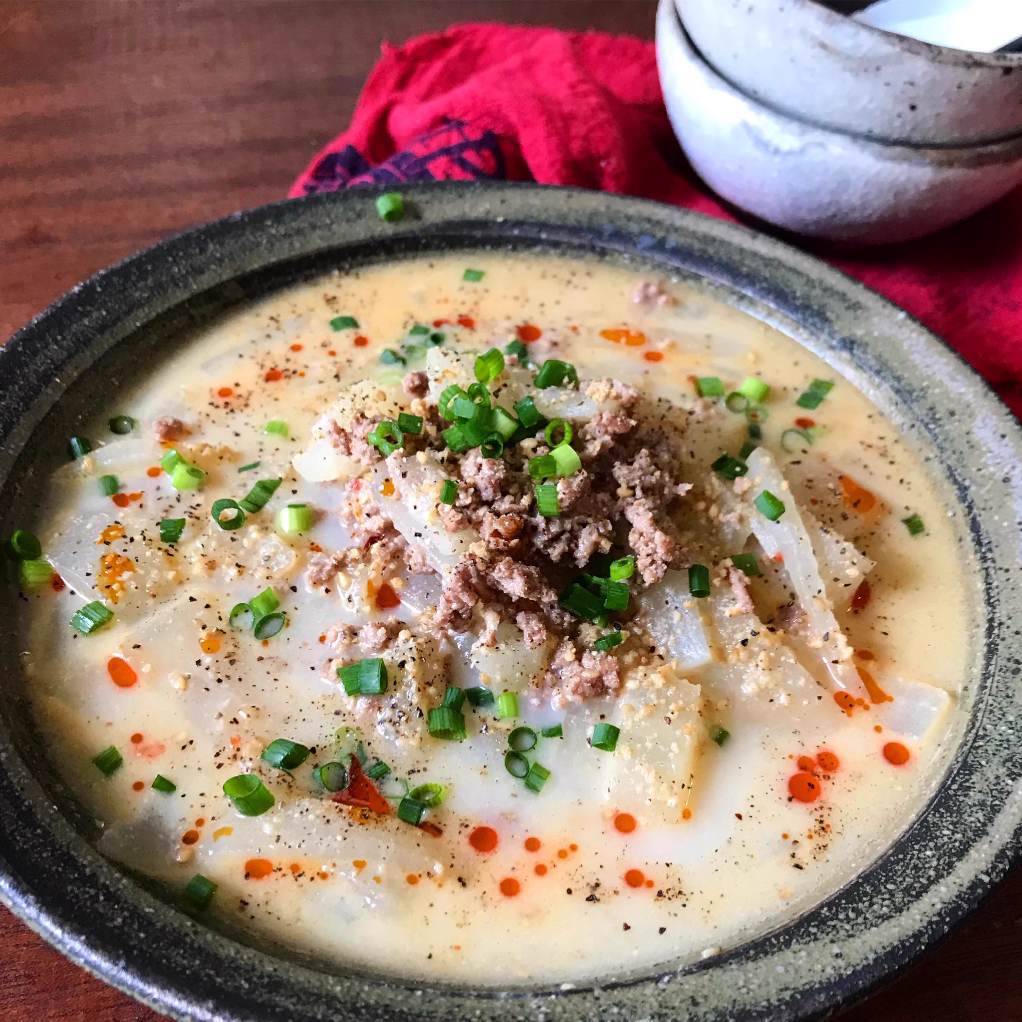 10分で完成の簡単料理！坦々麺の麺を大根に変えたら美味しすぎた！