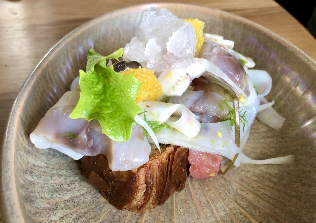 Casa José #restaurante La familia Del Cerro sigue siendo una referencia gastronómica en #Aranjuez. Un espacio acogedor, cocina brillante y equipo de sala cercano y elegante gastroactitud.com/restaurante/ca… #gastronomia