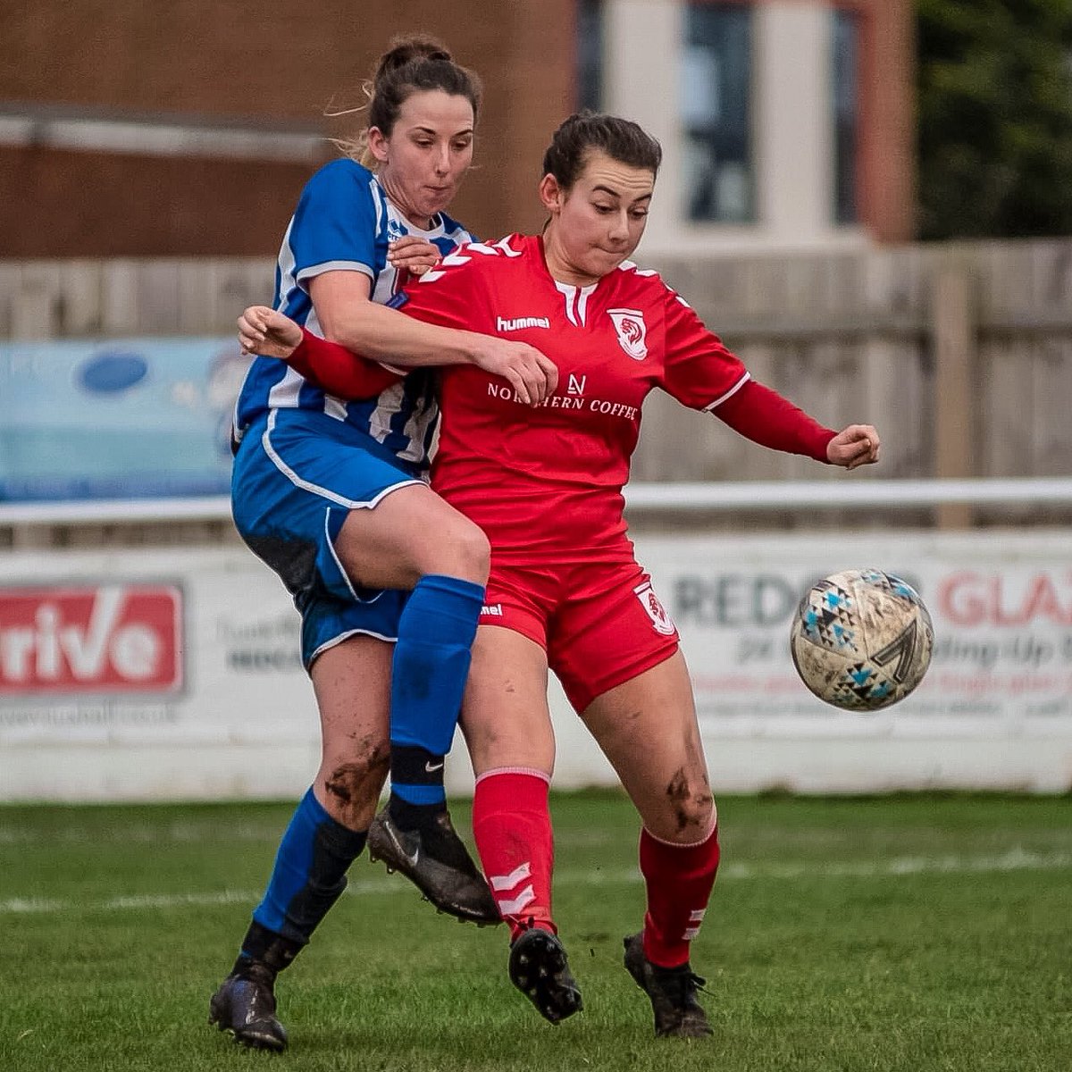 Tyneside_NUWFC's tweet photo. Wishing @BoroWomen midfielder @farrow_lauren happy birthday and hope you have a lovely day Lauren!
🔴⚪️🎂🎁🥳⚽️⚪️🔴 https://t.co/QKbCiR2R5T