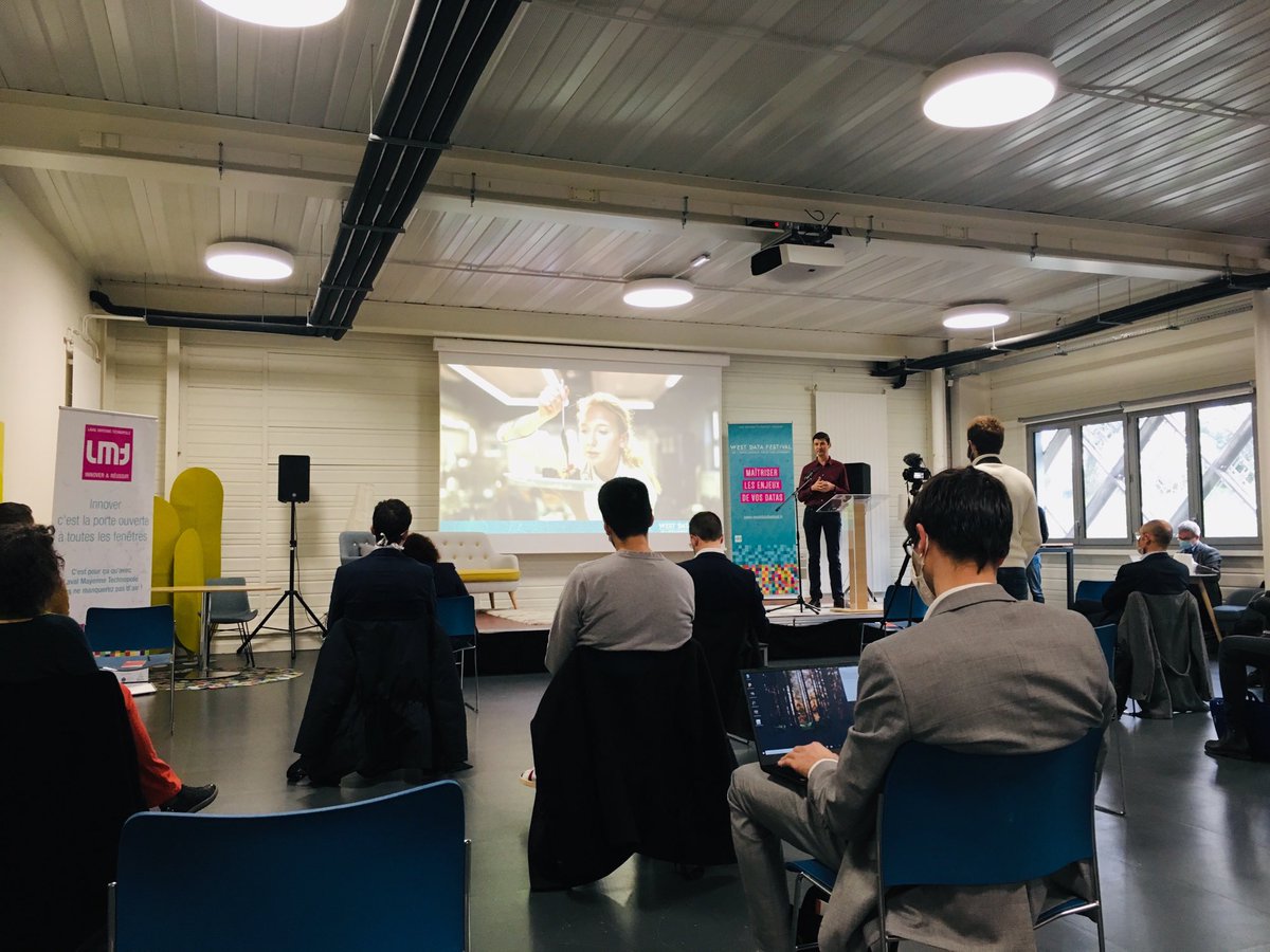 Clarté (@clarte_lab) on Twitter photo Aujourd’hui au <a href="/L_V_Center/">Laval Virtual Center</a>, à l’occasion du #westdatafestival, on parle business intelligence et #IA !
#data #bigdata <a href="/LMTinnovation/">LMT</a> <a href="/lavalvirtual/">Laval Virtual</a> <a href="/Datatim_Fr/">Datatim</a> Aujourd’hui au <a href="/L_V_Center/">Laval Virtual Center</a>, à l’occasion du #westdatafestival, on parle business intelligence et #IA !
#data #bigdata <a href="/LMTinnovation/">LMT</a> <a href="/lavalvirtual/">Laval Virtual</a> <a href="/Datatim_Fr/">Datatim</a>