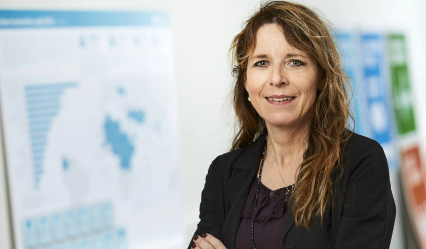 Sida's tweet photo. Vår kollega @KarinMSvenssons har inte bara samlat Sveriges 20 största investerare för att driva på kring #Agenda2030. FN kopierade dessutom hennes nätverksidé och genomförde den globalt. Grattis Karin💐

Hela listan på: https://t.co/SYGMmb74vq #hållbarhetsmäktigaste #swgreen https://t.co/g8jgXety3i