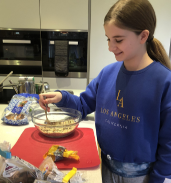 PipersPrep's tweet image. This industrious #PipersYear6 spent a long time perfecting an excellent bird cake recipe and then wrote a conclusion about how it went. She also provided very nourishing food for the birds in her garden. #PipersForest #PipersPrep