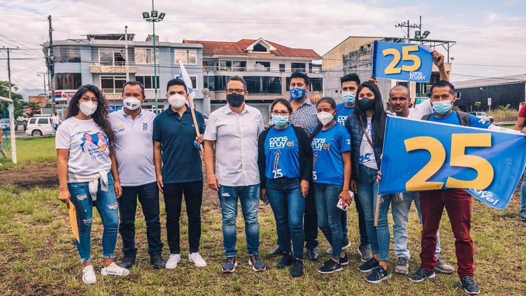 abrivar's tweet photo. Agradecido con la hermosa provincia de #MoronaSantiago por su apoyo.🥰 

Reafirmamos nuestra propuesta de trabajar por nuestra Amazonía y por todo el Ecuador. 🇪🇨💪

@Construye_Ecu
#AndrésBriones #votatodo25construye https://t.co/CzVYQmFmsn