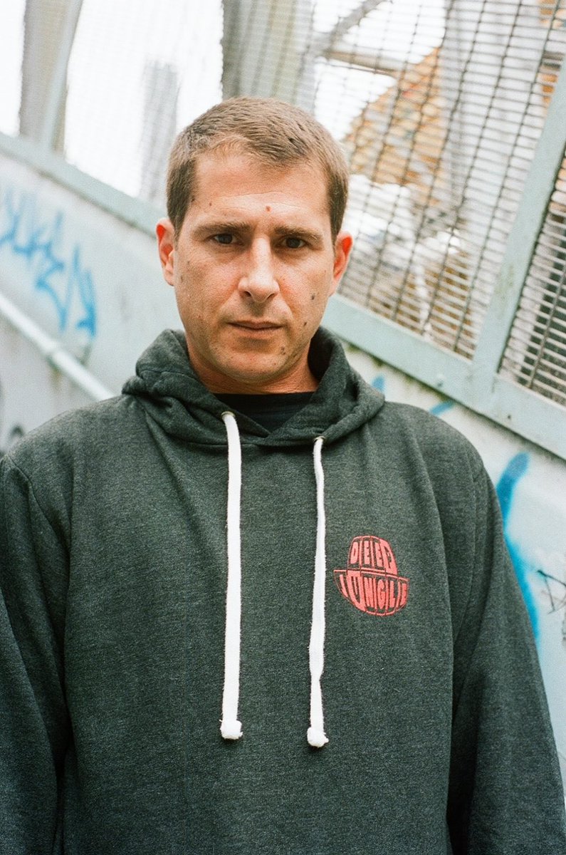 welovethatbass's tweet image. Record label @Deepjunglerec are killing it right now with their classic represses &amp;amp; original jungle releases.
We speak to DJ Harmony to find out more 👉 lovethatbass.com/interviews/dee…