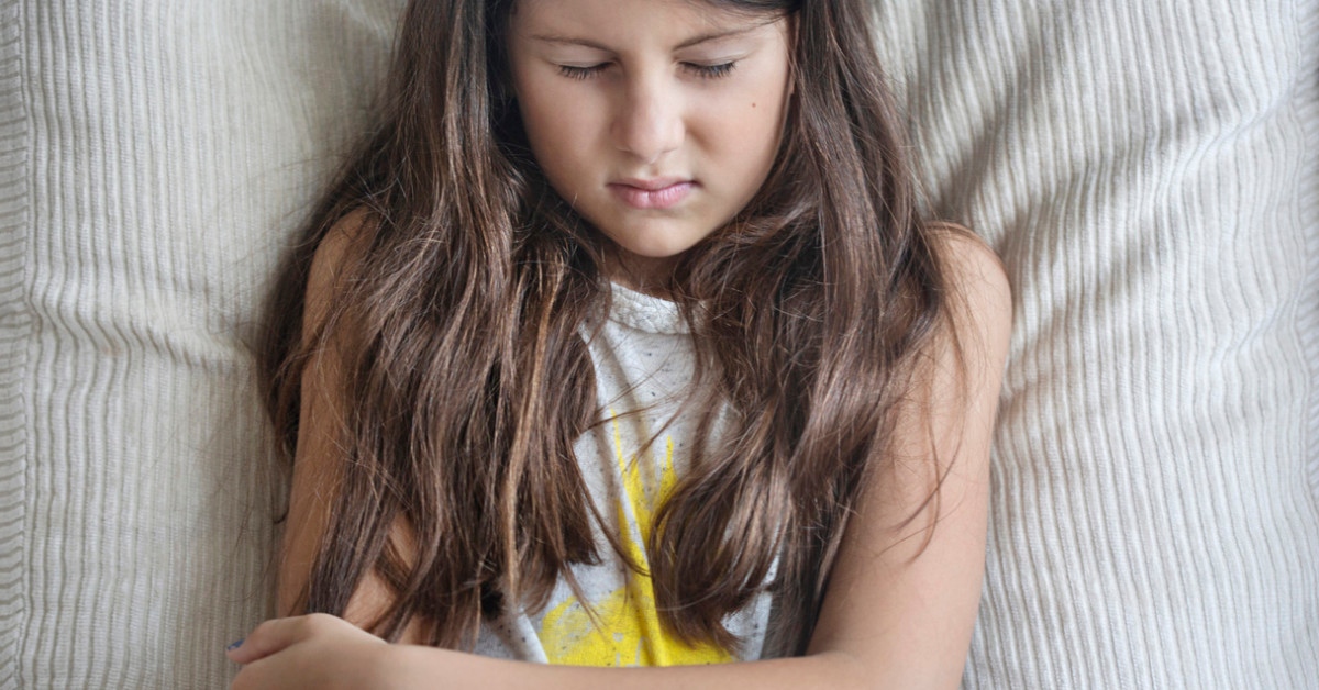 When children are reluctant to go to the bathroom, hold their belly like it hurts, are having soiling accidents and/or bedwetting, among other signs, it is possible constipation is the cause. Read our blog for more information.

docusolkids.com/home-remedies-…