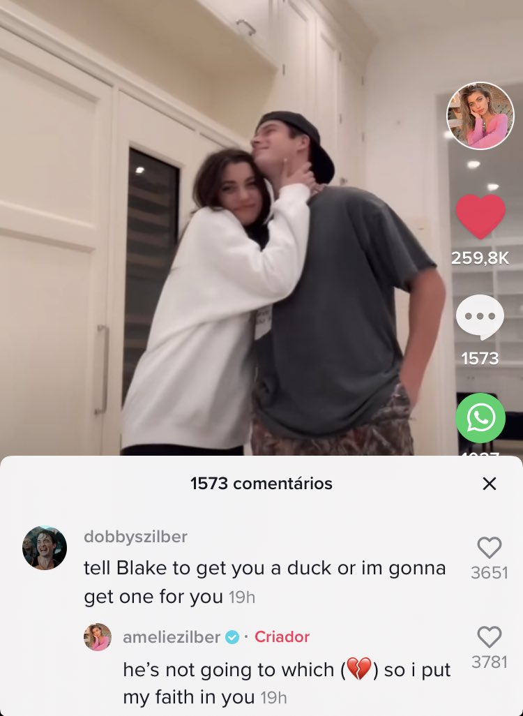 _Blamelie's tweet photo. 💬|Amelie respondeu esse comentario sobre o Blake;

"Diga ao Blake te dar um pato ou eu vou dar um pra você.
Ele não vai,por isso (💔)então eu coloquei minha fe em você." https://t.co/PkkqsZEUHL