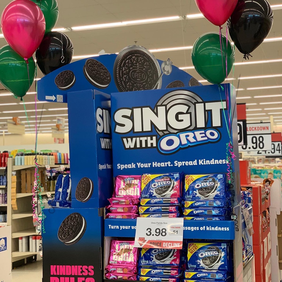 🎶 Lady Gaga Oreos 🎶 
Hurry in to your Asbury Plaza Hy-Vee where we have Lady Gaga Oreos! You don’t want to miss out on these! Share with your friends! <a href="/ladygaga/">Lady Gaga</a> <a href="/oreo/">OREO Cookie</a> #singitwithoreo #spreadkindness #hyvee #limitededition