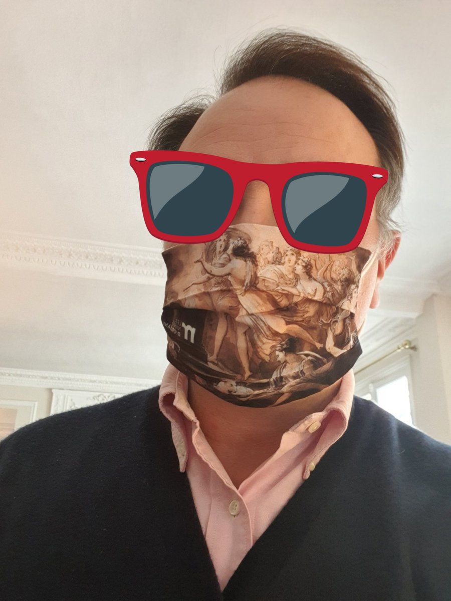 Rich_Art1's tweet photo. #LeChicDuChic : les masques #Delaperche et #BoutetdeMonvel @MbaOrleans ! Belle initiative ! https://t.co/DGncMNnvAM