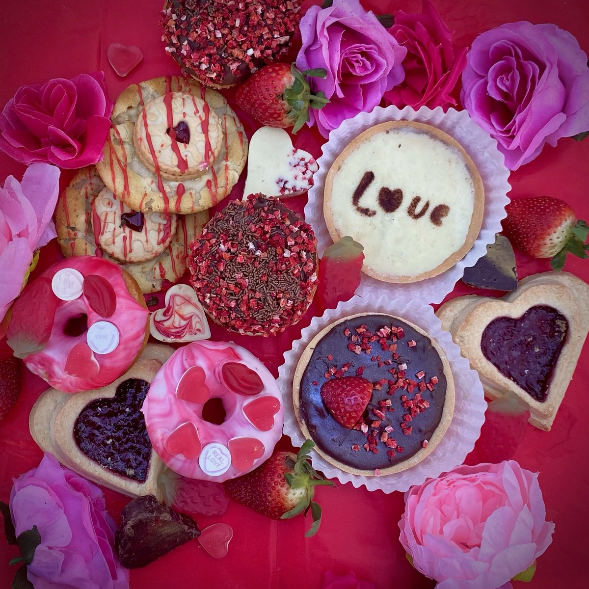 Not sure what to get for Valentine’s ? 🤔
Treat someone special with a 𝒟ℴ𝓊ℊ𝒽 Valentine’s GOODIE box 👍
Delicious fresh goodies for your loved ones ❤️

Only £19.99 😱dm us for more info
Collection available from both stores.
Delivery available, charges may apply #Valentines❤️