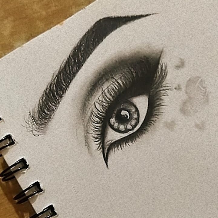 YogendraVishwa's tweet photo. My mom once said me that my eyes are beautiful , now I know why . Because I see you the way your mom see you....
In short I love you the way you are❤️❤️
#sketch #sketchweek #art #Artist #ArtistOnTwitter #artwork #art #artshare #artlife #artlover #artlove https://t.co/1c9bfZYPci