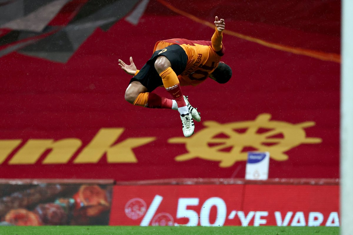 Younes Belhanda: "Montpellier'de oynarken Fenerbahçe teklif yaptı ve kendilerinin en büyük kulüp olduğunu söylüyorlardı, sonra Galatasaray'ı gördüm"

🚀🚀🚀🚀