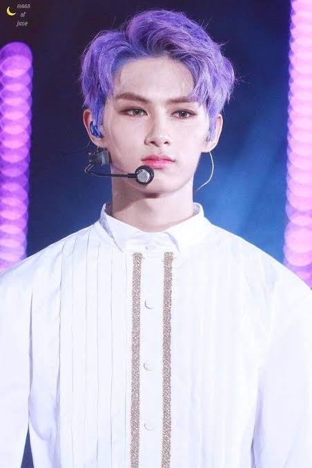 And they both look good in purple hair 