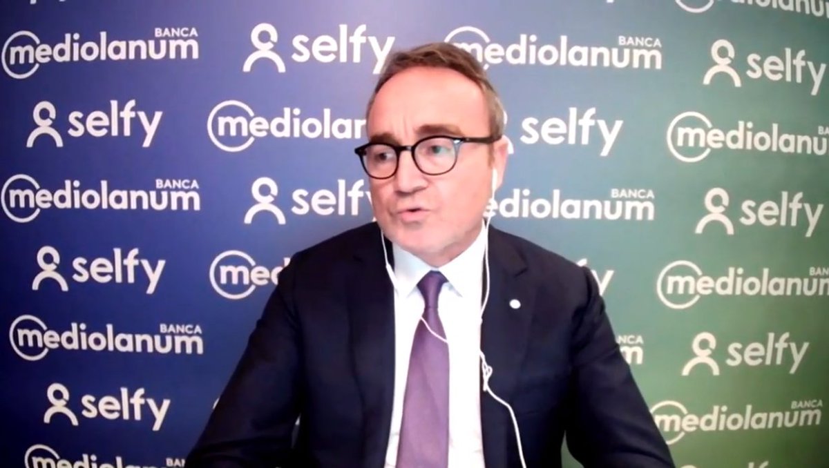 Dopo l’analisi sull’evoluzione tecnologica, entriamo nel vivo della conferenza. Perché nasce Selfy🤳?

Gianni Rovelli: “Selfy è una novità ma si inserisce in un percorso #innovativo che fa parte del nostro DNA. Siamo nati guardando al #futuro.”

#Selfy
