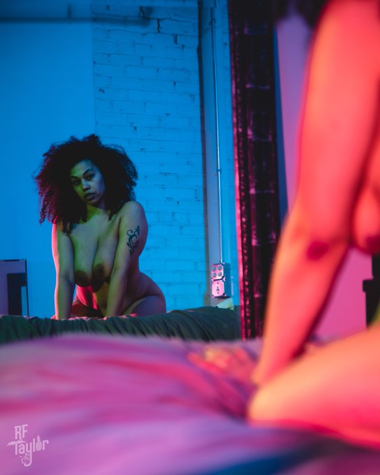 Who&rsquo;s up .. https://t.co/qI2vQtA0bb<a href="/tag/stayathomeandstaysafe"class="tags"><span>#stayathomeandstaysafe</span></a><a href="/tag/socialdistancing"class="tags"><span>#socialdistancing</span></a>