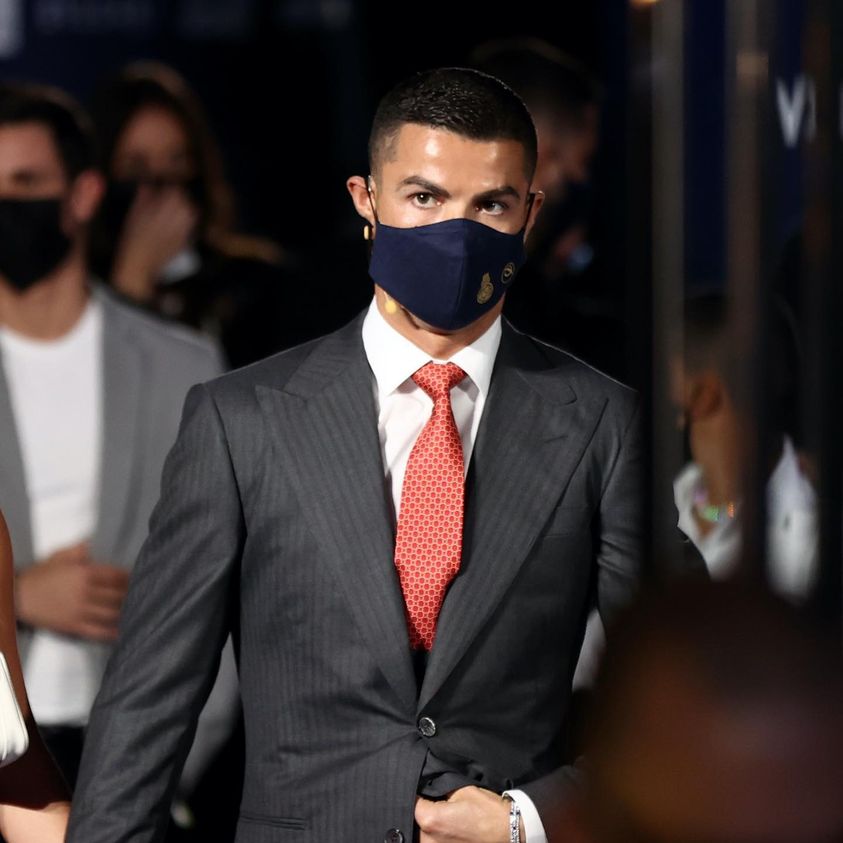 Cristiano Ronaldo after being named Player of the Century at the Globe Soccer Awards: "Talent is never enough. You have to work hard." Do you agree? 
#mindesetmatters #championmindset #soccer #football #CristianoRonaldo #CR7 <a href="/goal/">GOAL</a> #GlobeSoccerAwards