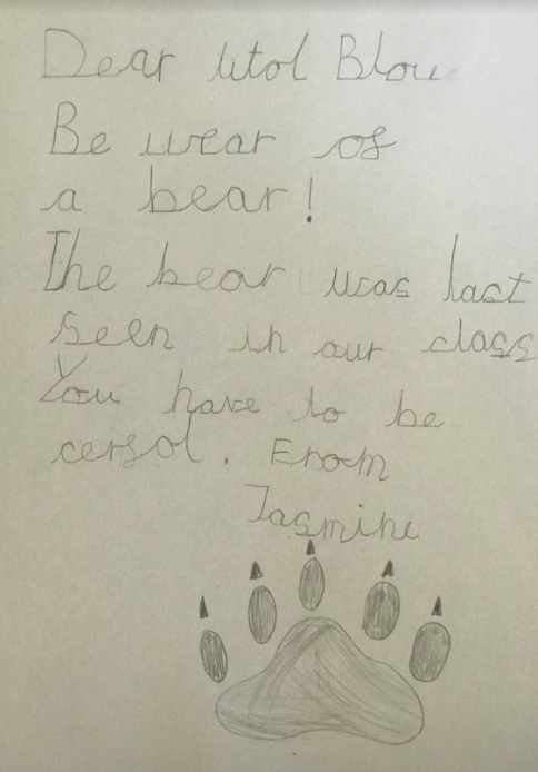 OHPSchool's tweet photo. In Reception, we have been reading 'Little Red'. Inspired by the story, we made our own smoothies and used alliteration to name them. We also wrote advice to our new character Little Blue to be careful of the bear!
#FutureReady #FutureAuthors @theliteracytree https://t.co/s7i8iL1HRg