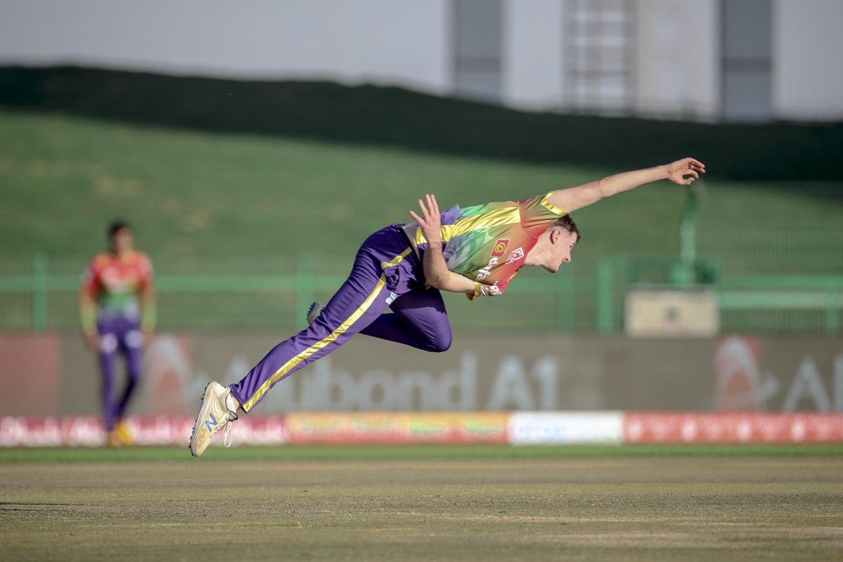 ....W. 

What a start for <a href="/george_garton/">george garton</a> and <a href="/BanglaTigers_ae/">Bangla Tigers</a> - a wicket maiden! 💥👊

#AbuDhabiT10