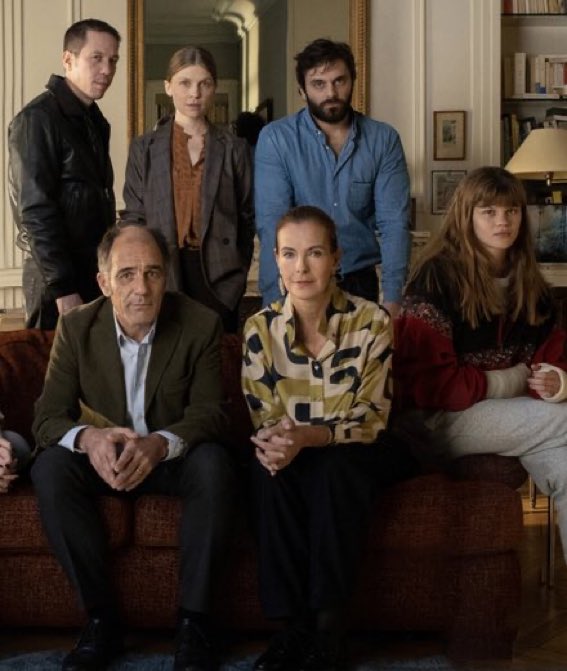 Pour changer des séries rocambolesques, il y a aussi #EnTherapie <a href="/ARTEfr/">ARTE</a> avec une distribution magnifique et une interprétation sublime. C’est lent, fin et puissant. Big Up #FredericPierrot