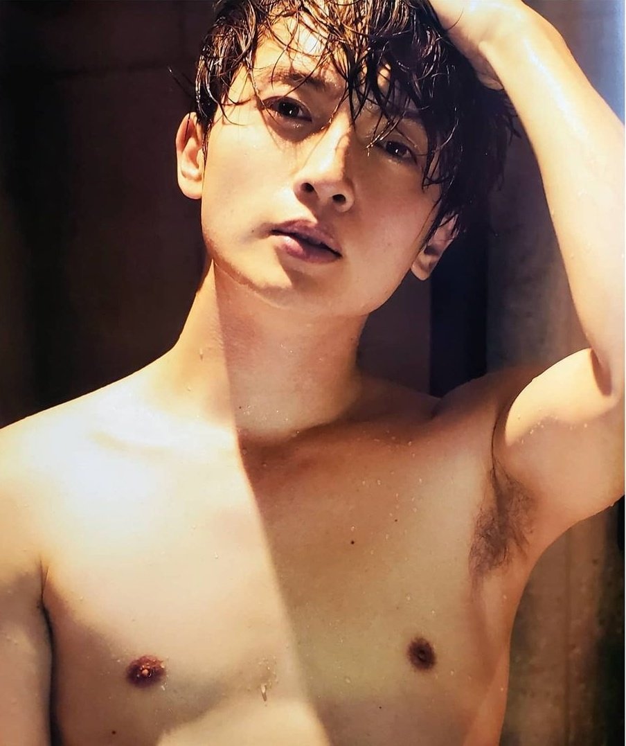 裸の少年on Twitter 玉森裕太 裸の少年on Twitter 玉森裕太