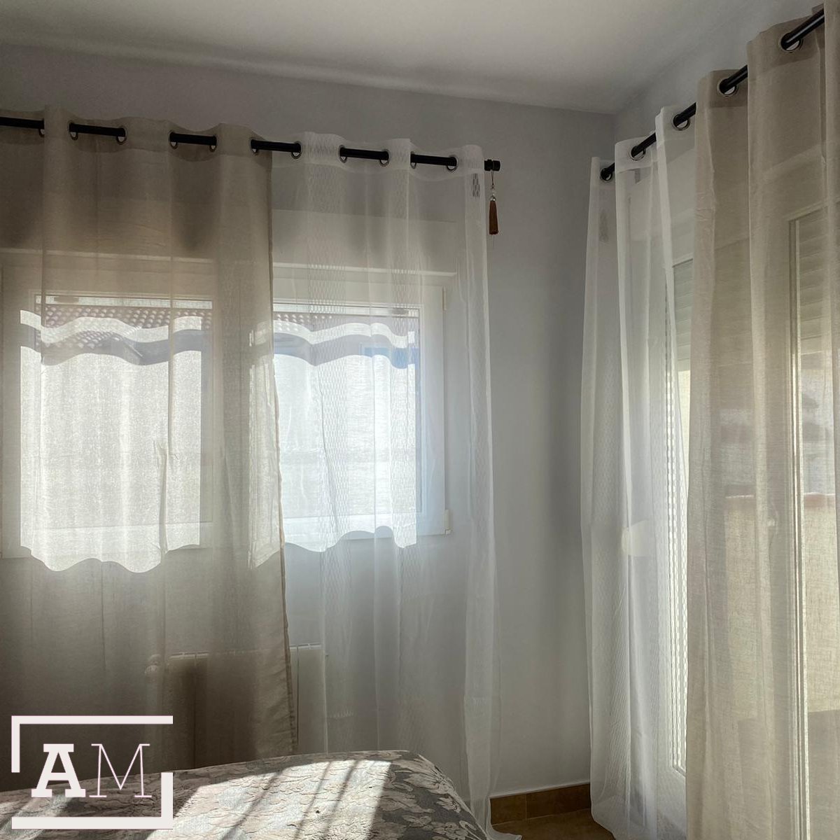 AMinteriorista's tweet photo. Aquí aprovechamos elementos que quitamos de otras estancias para ubicarlas en un dormitorio de invitados🛏
¡Reciclando siempre todo lo que se pueda!💪
En las últimas fotos podéis ver el estado inicial😉
#AnaMesaInteriorista #Interiorismo #Hogar #Reformas  #Jaén https://t.co/EFT93Xa91u
