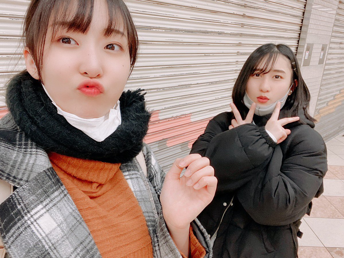 佐藤美優 吉本新喜劇 8日 月 までngkですっちー座長週出演してます おひびきちゃんとの唇尖し写真を添えて 佐藤美優 吉本新喜劇 8日 月 までngkですっちー座長週出演してます おひびきちゃんとの唇尖し写真を添えて