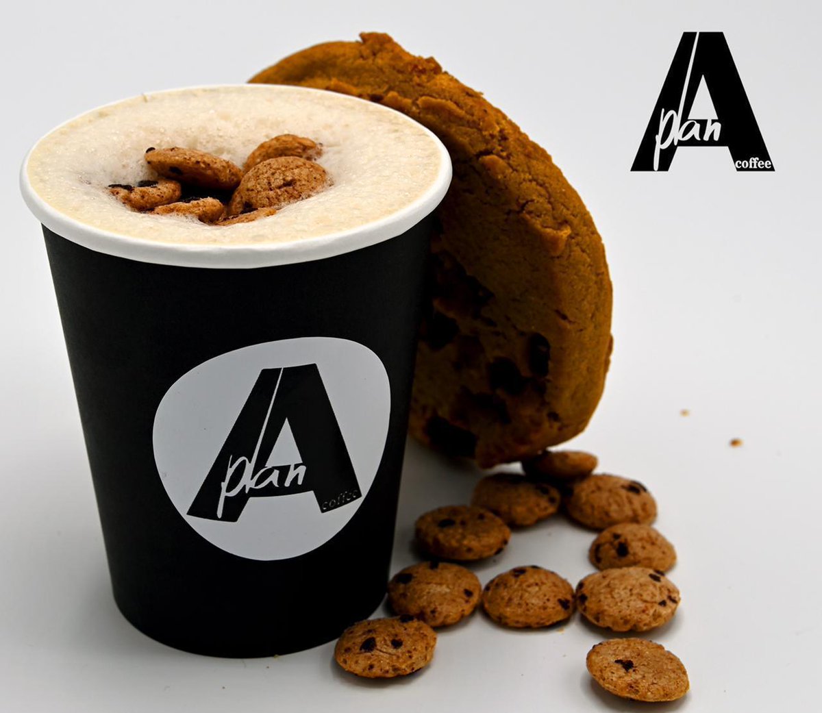 coffee_plan_a's tweet photo. كوكيز لاتيه جديد عليك؟
جربه معنا واستمتع بلذاذته، وما راح تندم👌🏻

#الرياض #الرياض_الان #قهوة #قهوة_المساء #قهوه_مختصه #مقاهي_الرياض #اكول_الرياض https://t.co/zndcNE2D03