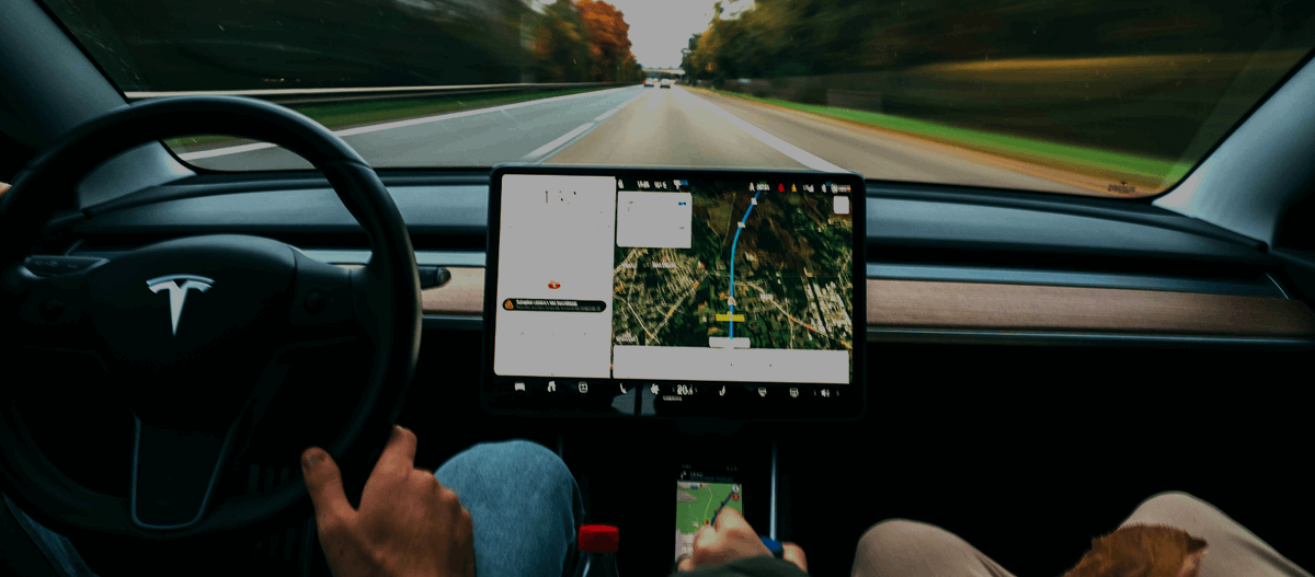 avis_fleet's tweet photo. Drivers’ apps make life easier. We feature three of the best in our latest blog. #Car #Apps📱🚙 https://t.co/BHkgusABQk https://t.co/uLyz9DUA9g