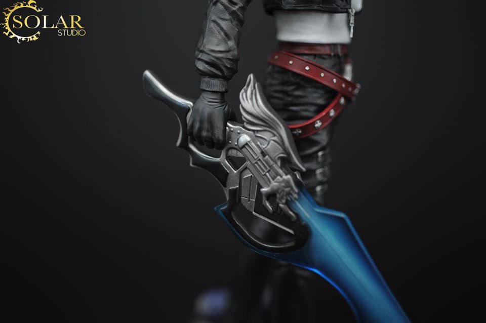 VII_Moment's tweet photo. Any Final Fantasy VIII fans?

Check out this statue of our fav SeeD Squall Leonhart from #FFVIII brought to you by #SolarStudio 

You may check out their page at https://t.co/Y0AmXztrRN

#FinalFantasyVIII #SquallLeonhart #Squall https://t.co/zjovoYi4WM