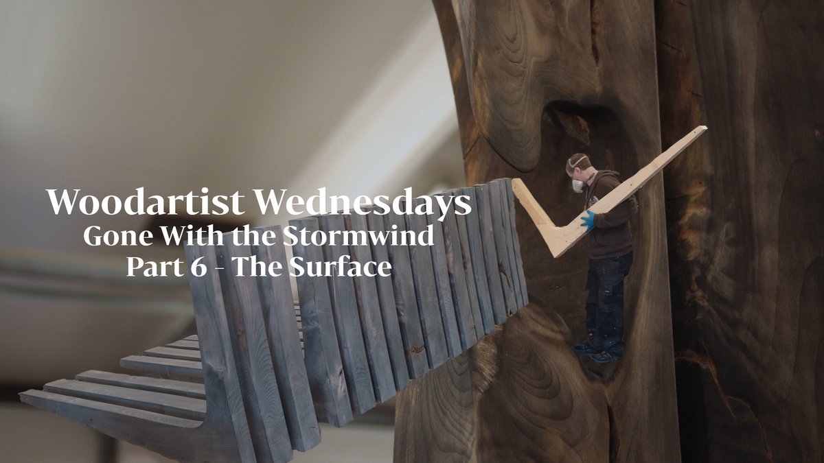 #Juurakkosauna projektin videosarjassa ollaan päästy pintakäsittelyvaiheeseen! Resepti kuulostaa kieltämättä kokeilevalta keittiöltä: teetä, teräsvillaa ja etikkaa😉Tämän puu-kokkiohjelman voi katsoa YouTubesta:  youtube.com/watch?v=rSYKri…

#puuartisti #woodartistwednesdays