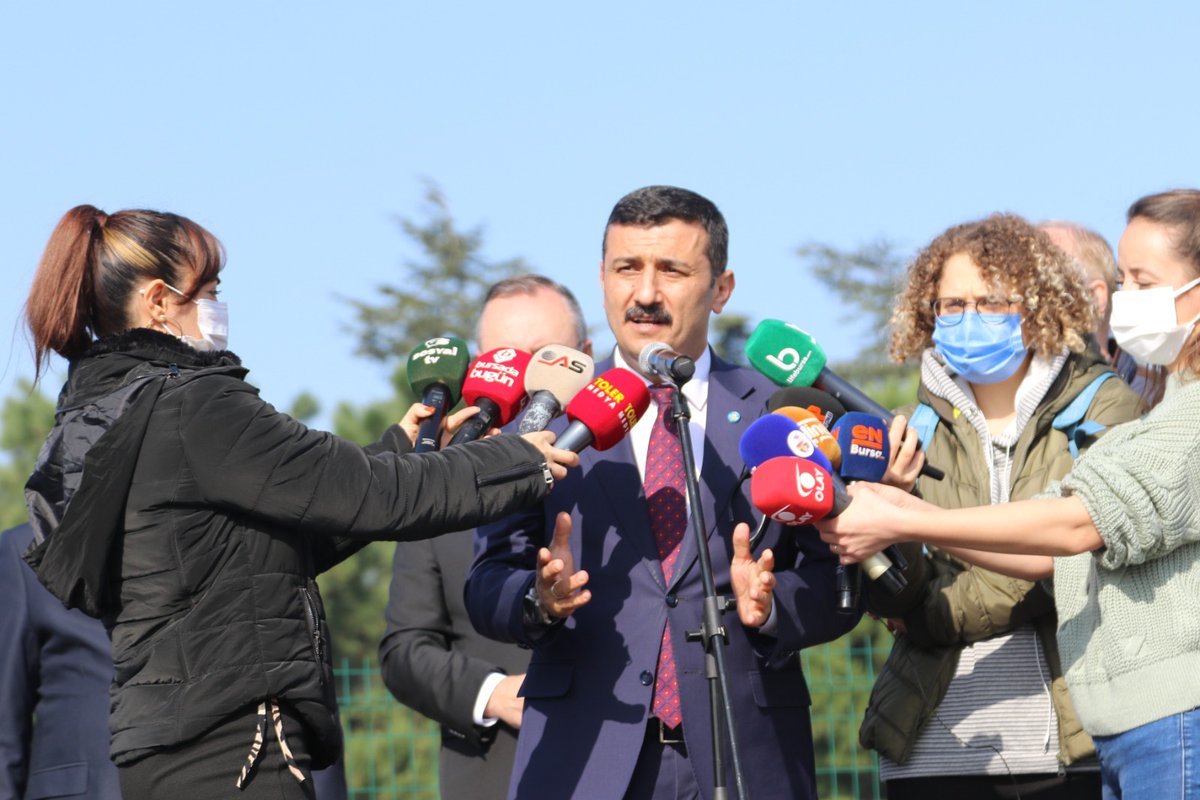 Bursa'da CHP, SP, DP,Gelecek Partis ve DEVA il başkanları olarak bir araya gelerek kurduğumuz “YUNUSELİ DAYANIŞMA PLATFORMU” adına BETONA, RANTA, TALANA hayır dedik.