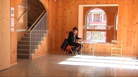 El <a href="/CBCanCarol/">Casal de Barri Can Carol</a> ja és una realitat. Tot i que encara no té el mobiliari que ha d'arribar durant aquest mes, ja han començat les visites. Expliquen que ja s'han inscrit un centenar de persones a les portes obertes i ja hi ha propostes d'activitats #btvnotícies73 #Vallcarca