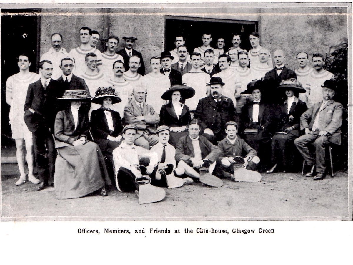 The sport grew in popularity and by the late 1800s there were almost 20 clubs (professional and amateur) based on the river. In the 1930s, the Glasgow Herald reported crowds in excess of 50,000 lining the riverbanks to watch the action! 4/12