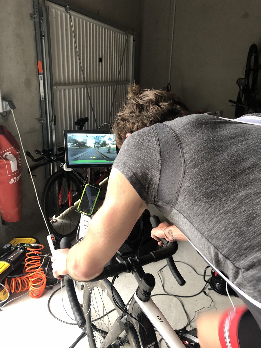 U’ride challenge 👍 <a href="/FFSportU/">FFSU</a> #cesucyclisme @Sportucaen @cessnor14