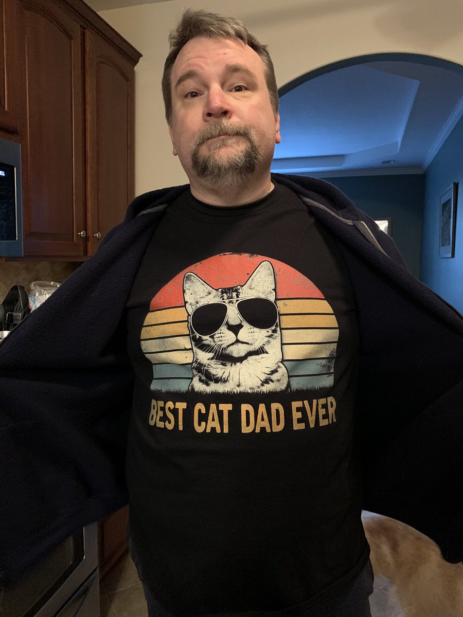 RyanPatrick75's tweet photo. Well, this was awkward. #sorrywalter
(Thanks @carriewallerart for the birthday gift.) https://t.co/qEhSXAyBNN
