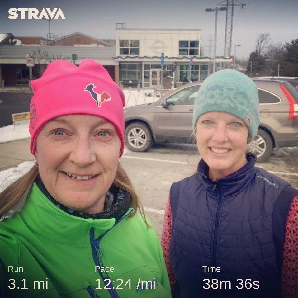 TeresaLill262's tweet photo. Took to the roads of Vienna this morning to avoid the icy trail and sidewalks... what we ended up with was HILLS π
#momsrunthistown #c25k #injuredrunner #pudgyrunner #runVA #LOVEVienna #somethingeveryday https://t.co/eYmAcZ3204